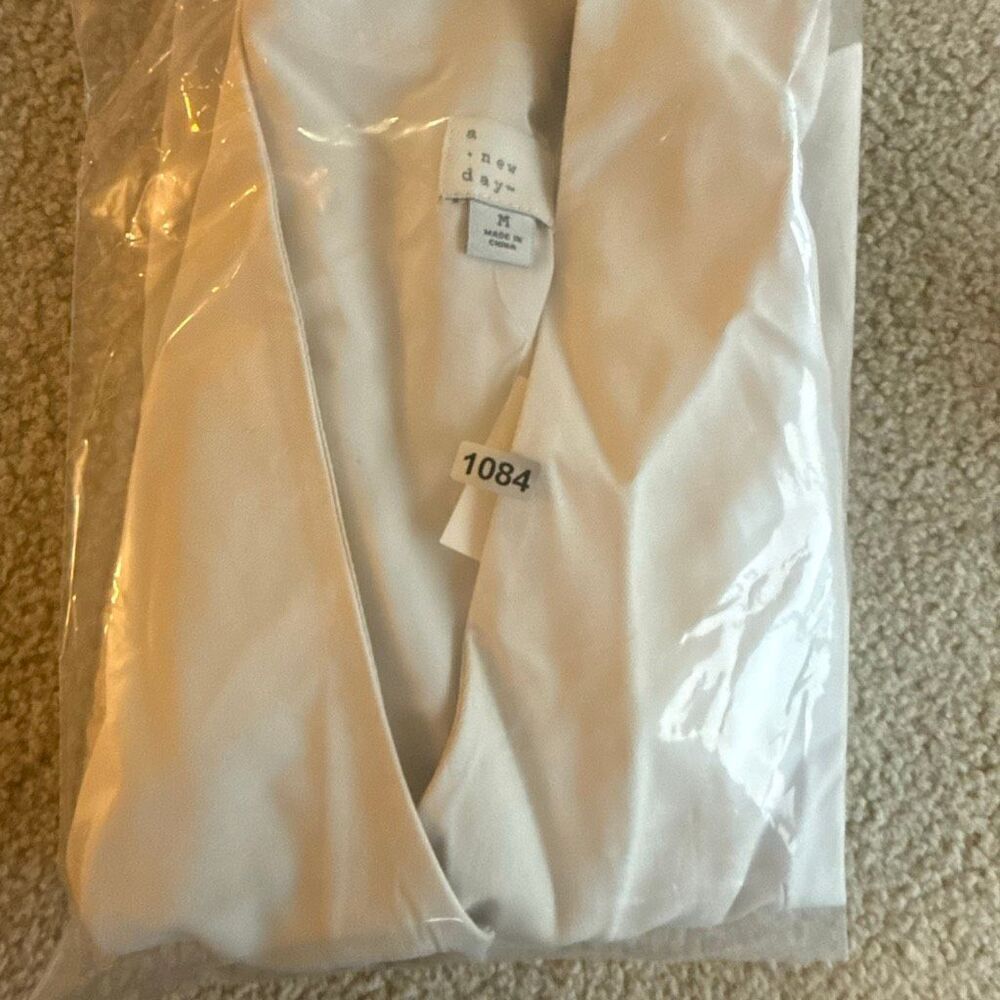 A New Day Women Vest Size M - Picture 7 of 8